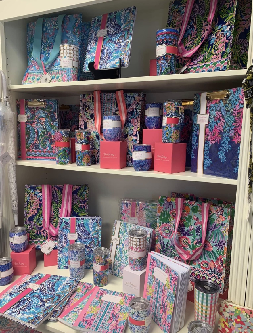 Beaufort Drug Co. gift shop featuring Lilly Pulitzer, candles, cards, jewelry, home decor, and local gifts